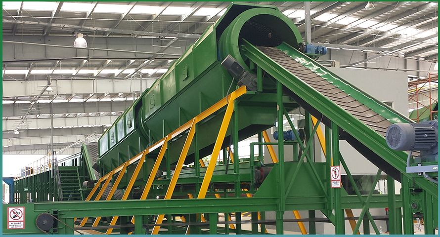 篩分設(shè)備現(xiàn)場